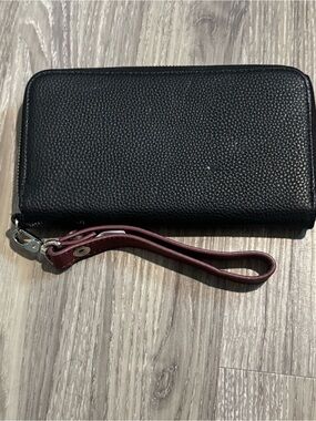 Thirty-One All About the Benjamin’s Wallet - Black